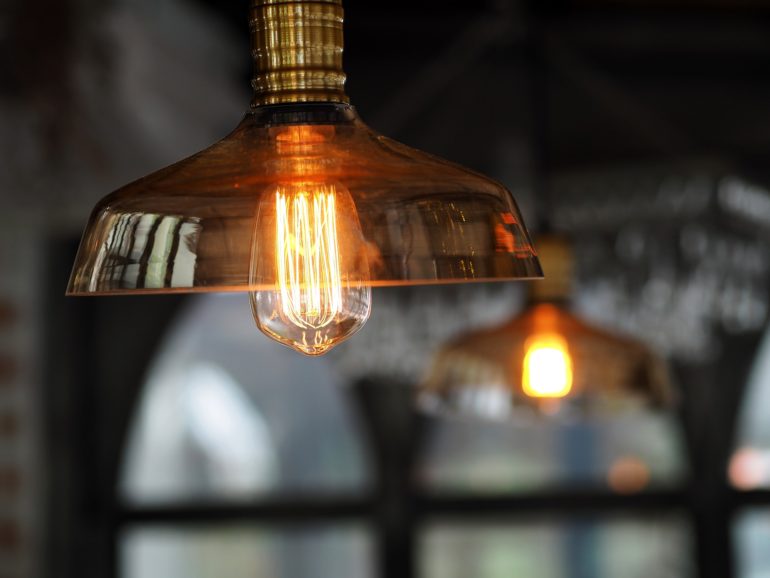 lampa wiszaca